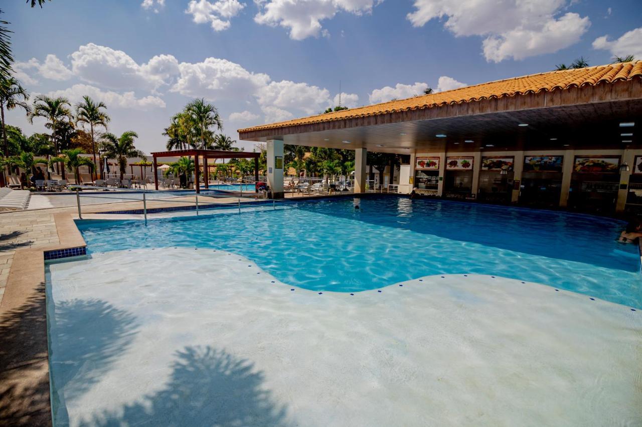 Diroma Resort Com Um Dia No Acqua Park كلدس نوفاس المظهر الخارجي الصورة