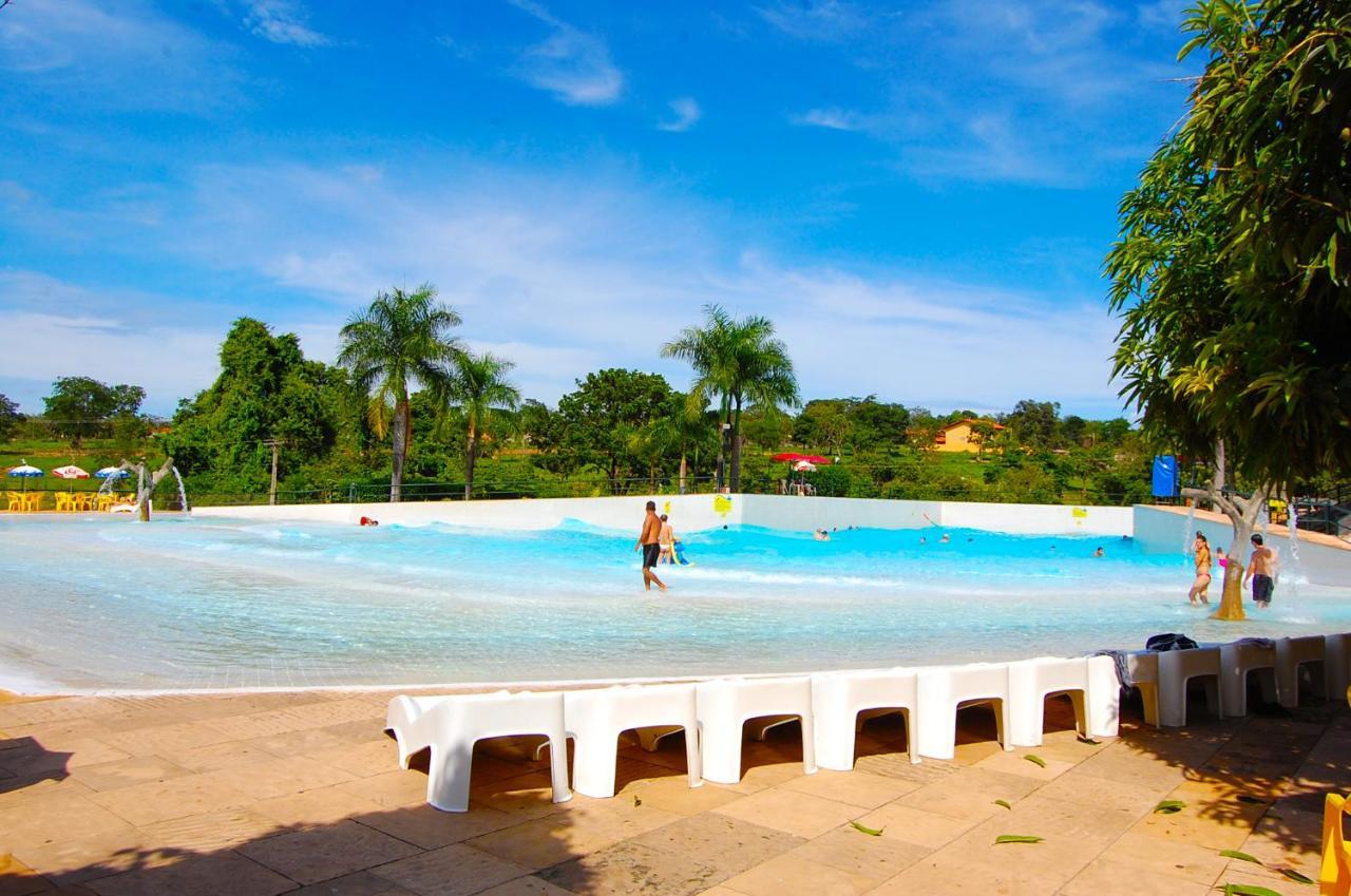 Diroma Resort Com Um Dia No Acqua Park كلدس نوفاس المظهر الخارجي الصورة
